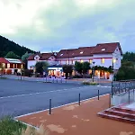 Logis Des Lacs Hotel Celles-sur-Plaine