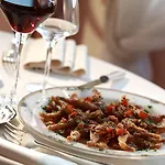 Hotel Logis Des Lacs Celles-sur-Plaine