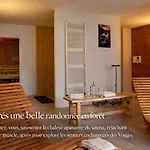 Hotel Logis Des Lacs 3*