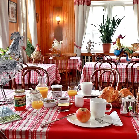 Logis & Restaurant Des Lacs Hotel Celles-sur-Plaine