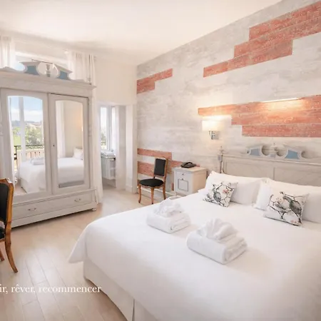 Hotel Logis & Restaurant Des Lacs