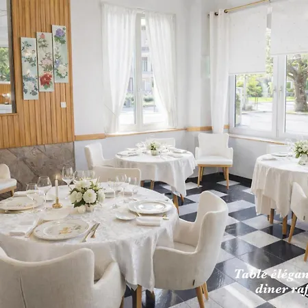 Hotel Logis & Restaurant Des Lacs Celles-sur-Plaine