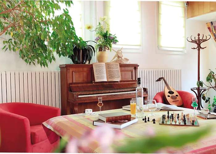 Logis & Restaurant Des Lacs 3*