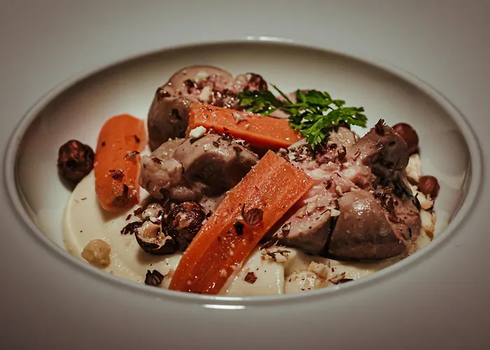 Logis Des Lacs Hotel 3*