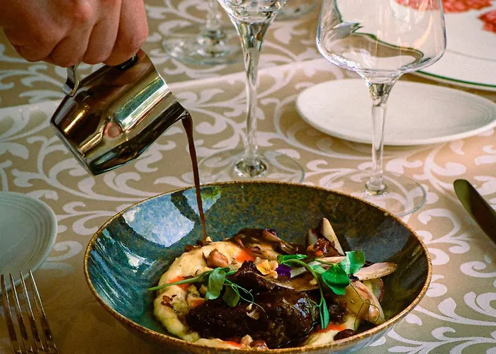 Hotel Logis & Restaurant Des Lacs 3*